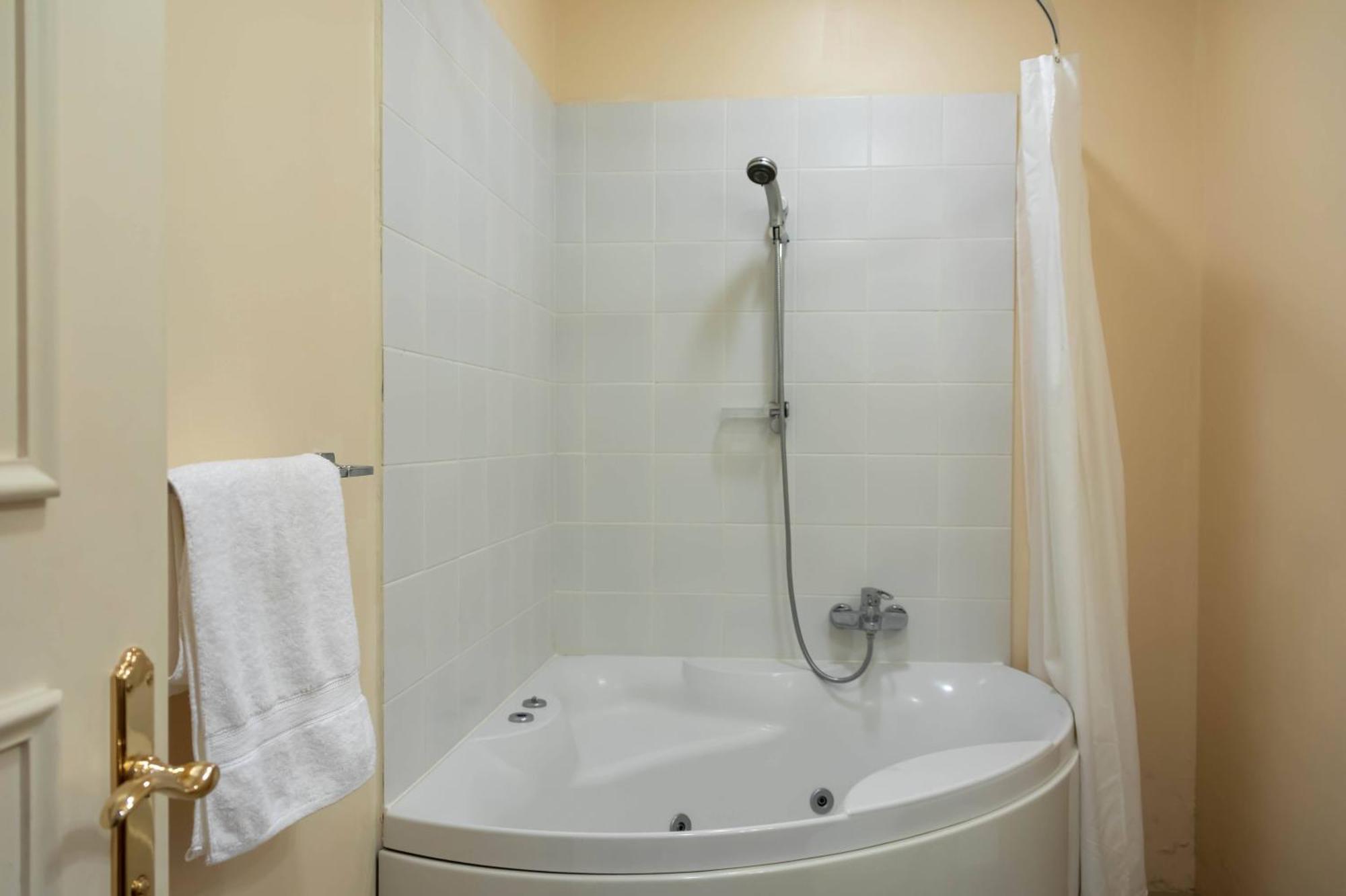 Mansouri Mansions Hotel Al-Manamah Bagian luar foto